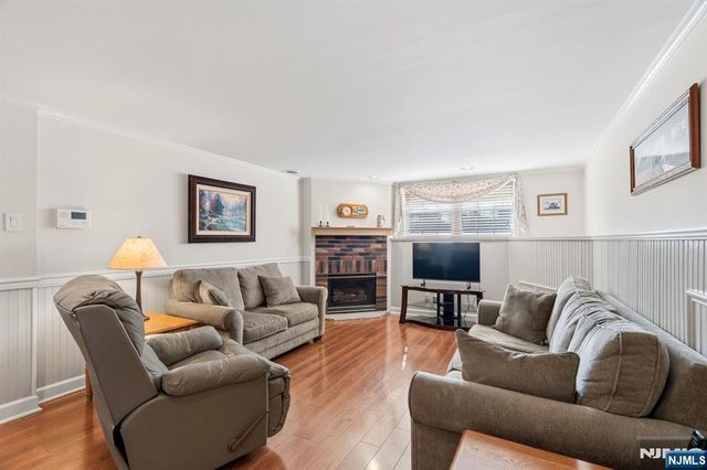 262 Cornwall Road, Glen Rock, NJ 07452