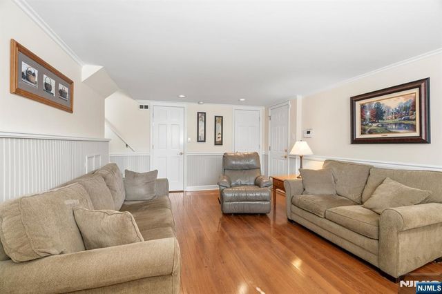 262 Cornwall Road, Glen Rock, NJ 07452