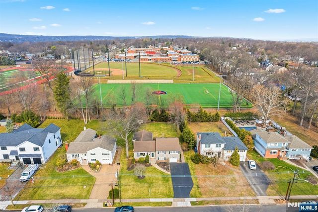 262 Cornwall Road, Glen Rock, NJ 07452