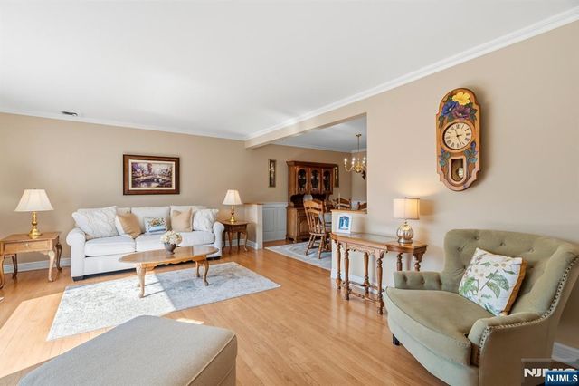 262 Cornwall Road, Glen Rock, NJ 07452