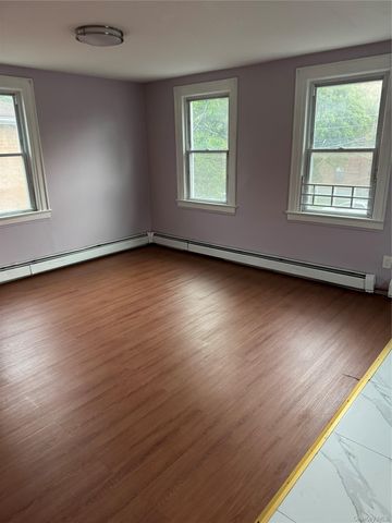 9021 Winchester Boulevard apt 2, Queens Village, NY 11428