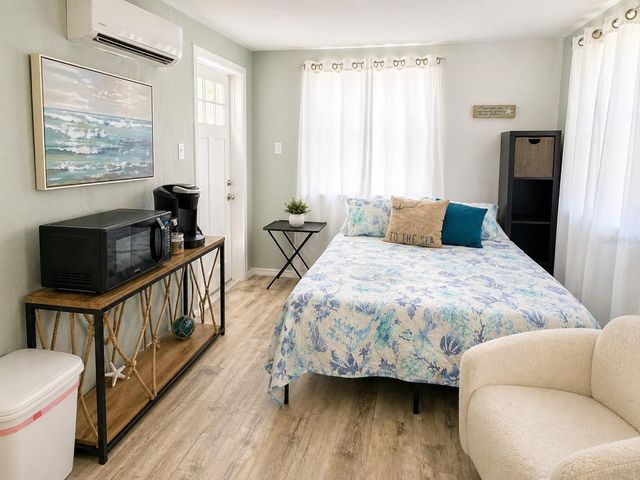 200 S PINE STREET, New Smyrna Beach, FL 32169