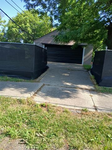 19303 Riopelle Street, Highland Park, MI 48203