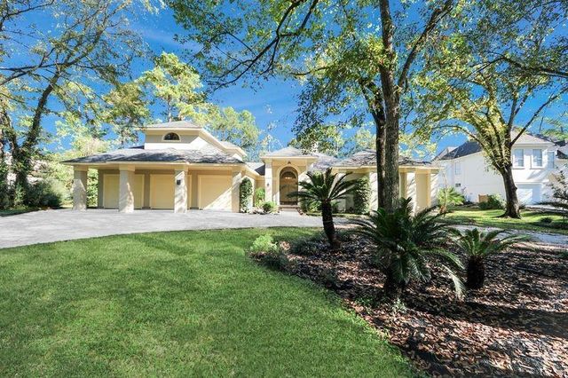 169 Grogans Point Road, The Woodlands, TX 77380