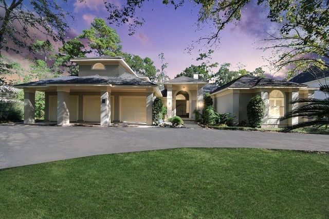 169 Grogans Point Road, The Woodlands, TX 77380