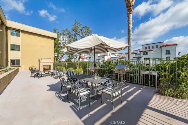 5009 Woodman Avenue 113, Sherman Oaks, CA 91423