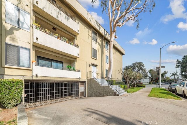 5009 Woodman Avenue 113, Sherman Oaks, CA 91423
