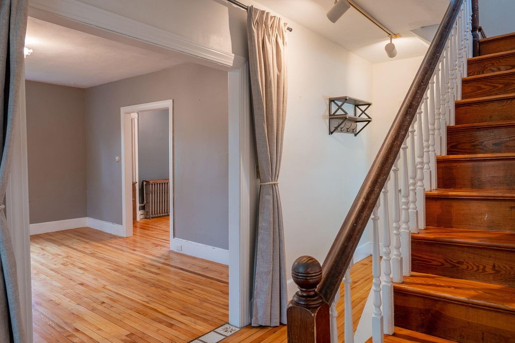 24 Rowe Avenue, Portland, ME 04102 — photo 2