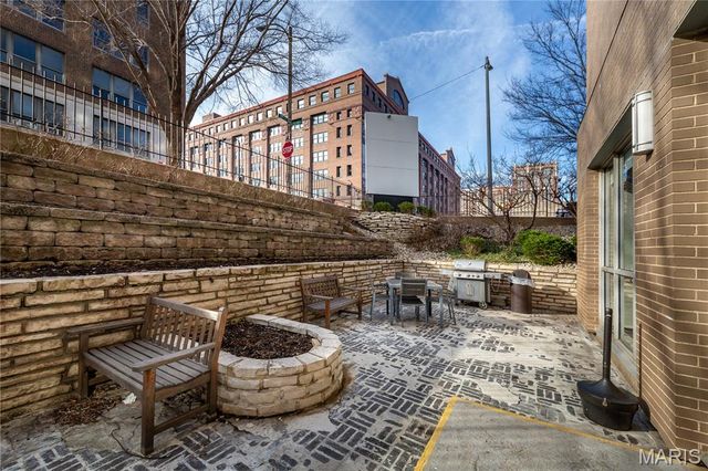 210 N 17th Street 1110, St Louis, MO 63103