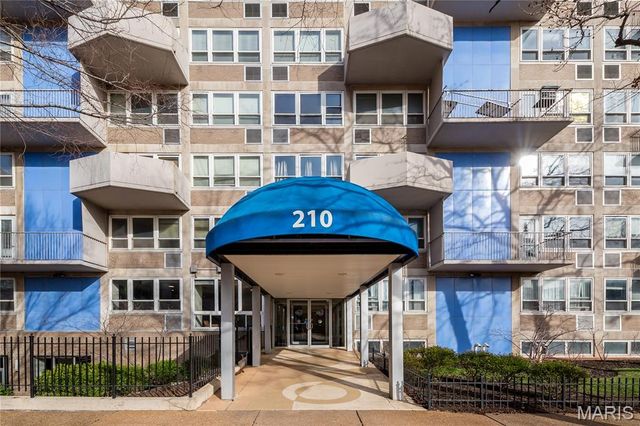 210 N 17th Street 1110, St Louis, MO 63103