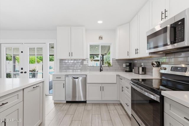 8330 E MONTE VISTA Road, Scottsdale, AZ 85257
