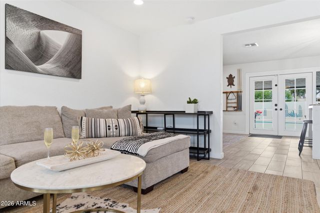 8330 E MONTE VISTA Road, Scottsdale, AZ 85257