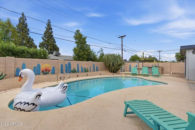 8330 E MONTE VISTA Road, Scottsdale, AZ 85257