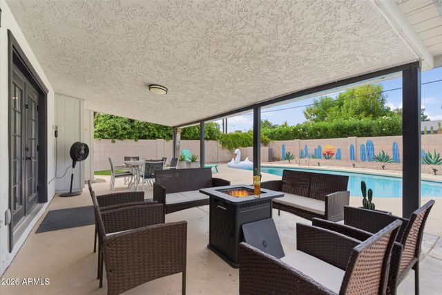 8330 E MONTE VISTA Road, Scottsdale, AZ 85257