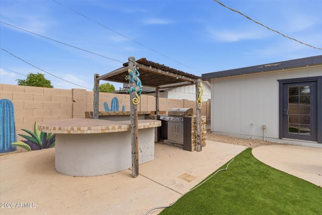 8330 E MONTE VISTA Road, Scottsdale, AZ 85257