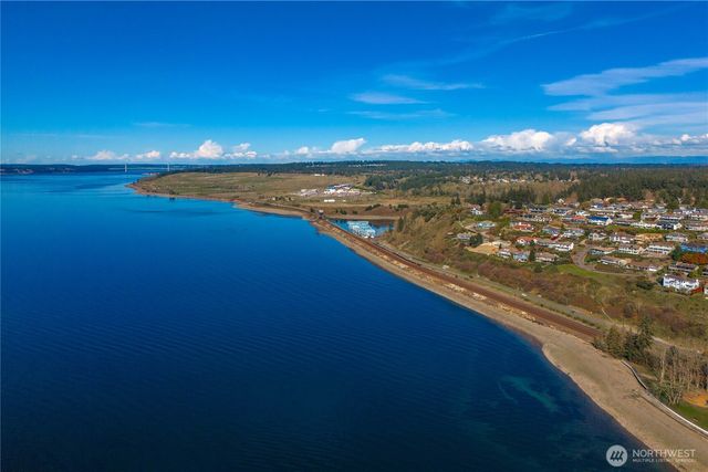 38 Puget Drive, Steilacoom, WA 98338