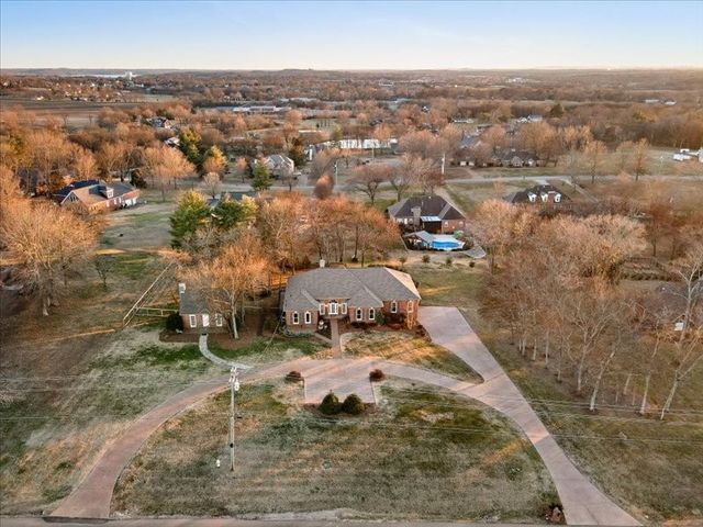 509 Jones Ln, Hendersonville, TN 37075