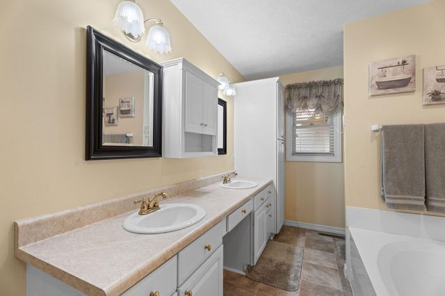 249 Mount Vernon Road, Forsyth, MO 65653