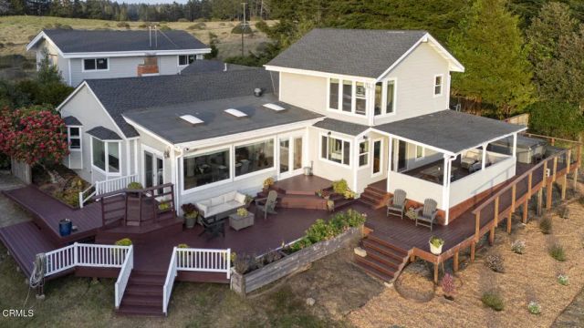 32751 Navarro Ridge Road, Albion, CA 95410