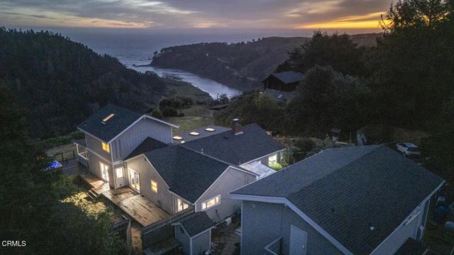 32751 Navarro Ridge Road, Albion, CA 95410