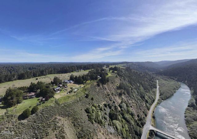 32751 Navarro Ridge Road, Albion, CA 95410