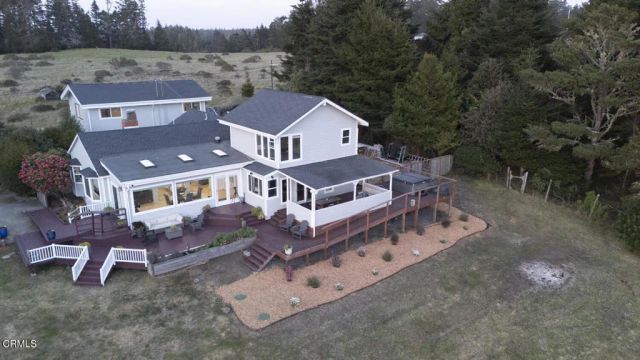 32751 Navarro Ridge Road, Albion, CA 95410