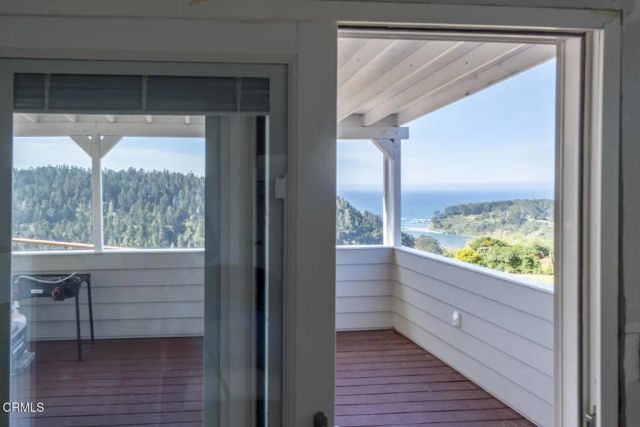 32751 Navarro Ridge Road, Albion, CA 95410