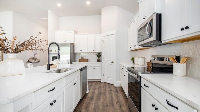 112 Keithland Dr., Conway, SC 29526