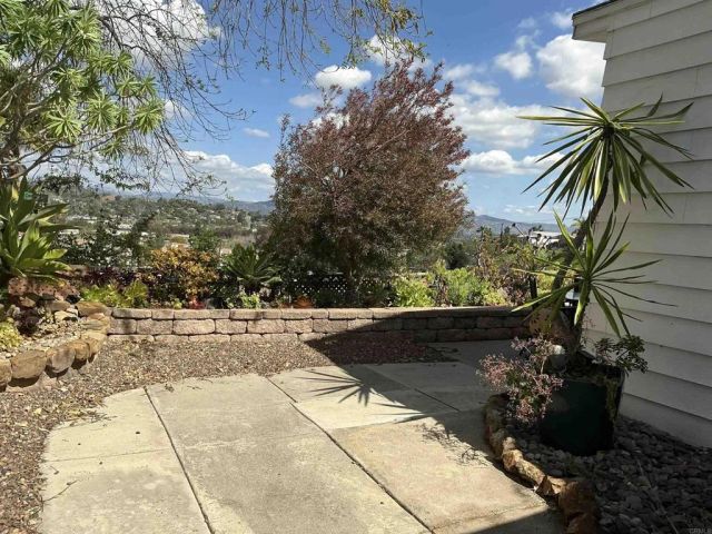 525 W El Norte Pkwy 234, Escondido, CA 92026