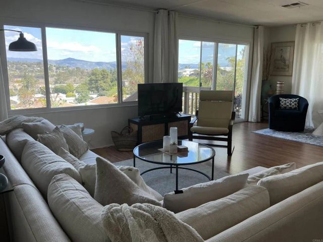 525 W El Norte Pkwy 234, Escondido, CA 92026