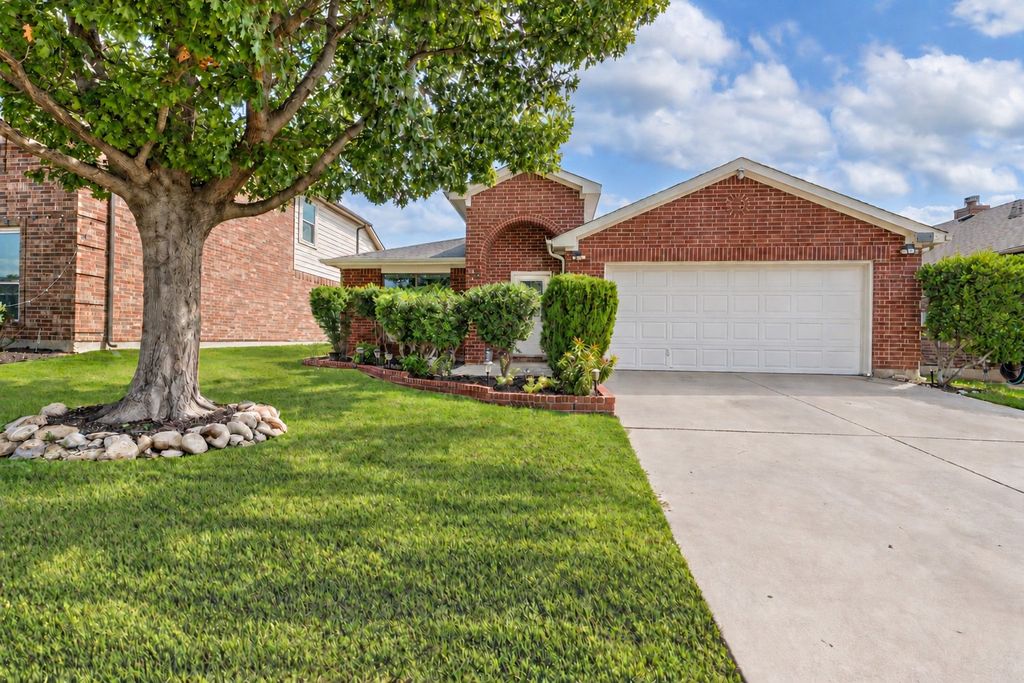 6632 Friendsway Drive, Fort Worth, TX 76137 — photo 2