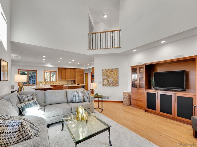 5110 S Hanover Way, Englewood, CO 80111