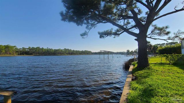 8502 Matador Camino, Pensacola, FL 32507