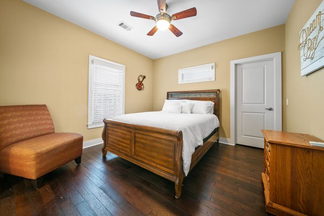 900 Phillips St, Nashville, TN 37208