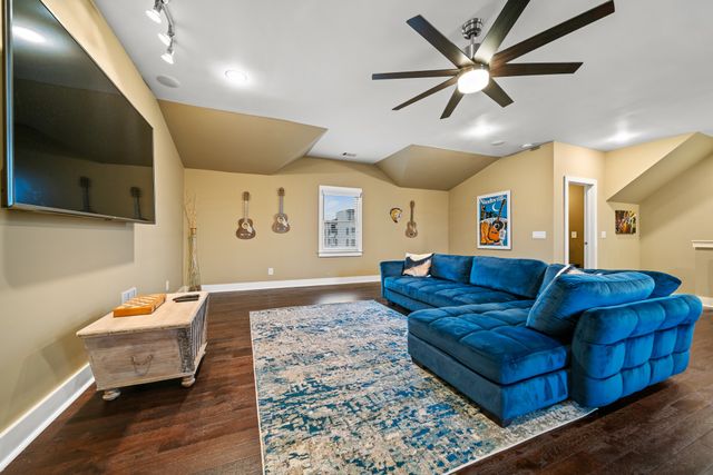 900 Phillips St, Nashville, TN 37208