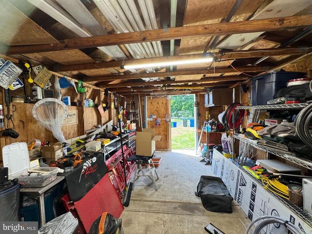 225 PARK AVE, Bristol, PA 19007