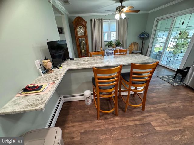 225 PARK AVE, Bristol, PA 19007