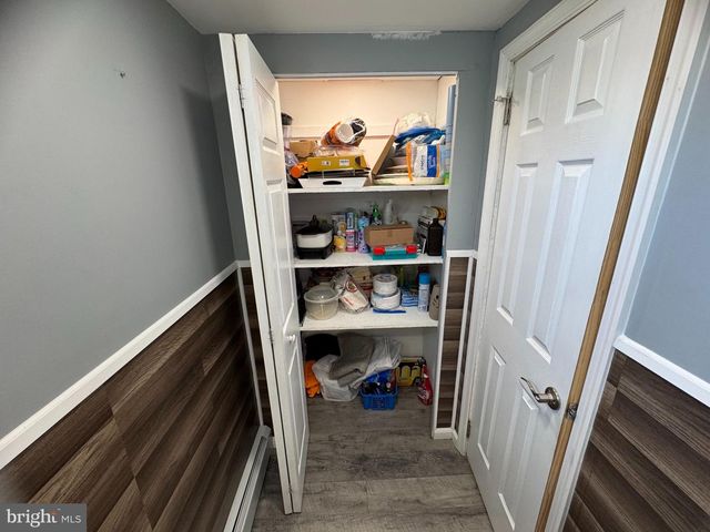225 PARK AVE, Bristol, PA 19007