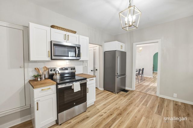 433 Leonard Street Ne, City Of Grand Rapids, MI 49503