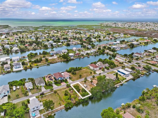 3240 SEA GRAPE DRIVE, Hernando Beach, FL 34607