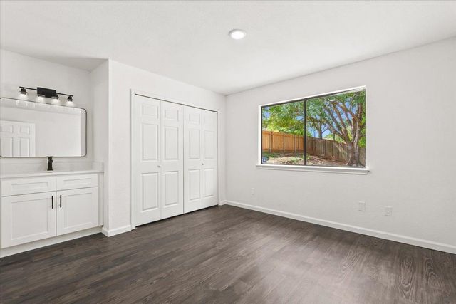 1400 Brixham CV, Austin, TX 78753