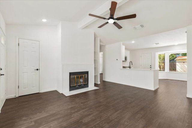 1400 Brixham CV, Austin, TX 78753