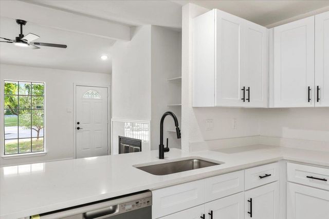 1400 Brixham CV, Austin, TX 78753