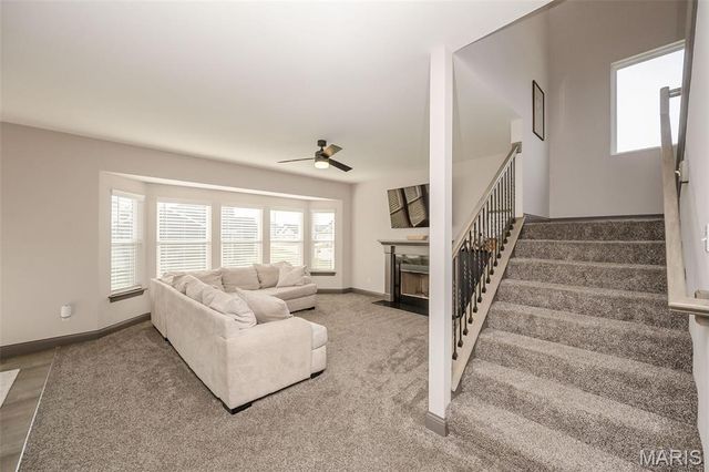 100 Edgewater Court, Moscow Mills, MO 63362