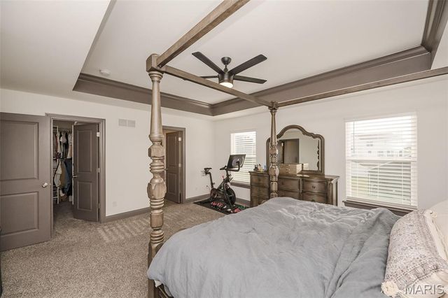 100 Edgewater Court, Moscow Mills, MO 63362