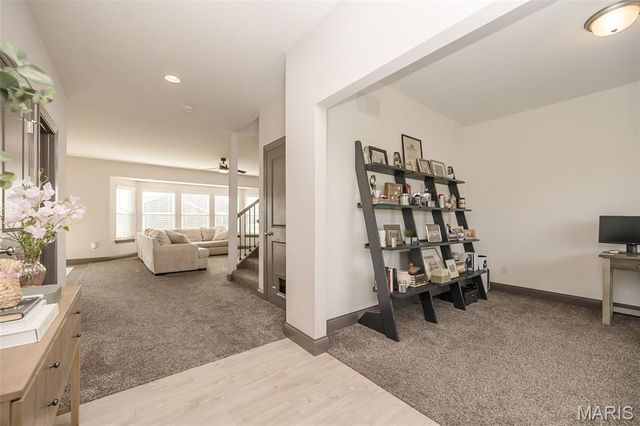 100 Edgewater Court, Moscow Mills, MO 63362