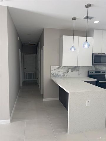 2005 Elsham Avenue 4, Edinburg, TX 78539