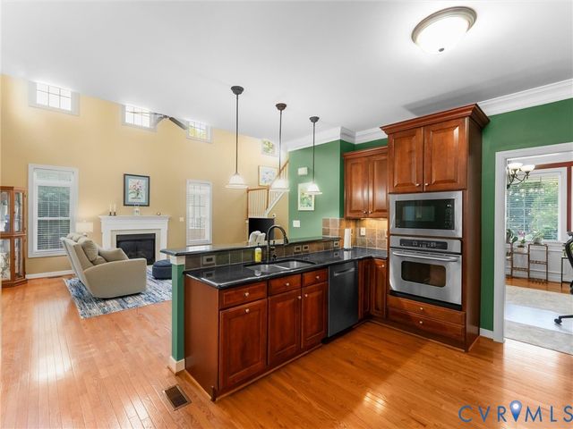 13412 Sir Britton Ct, Midlothian, VA 23832