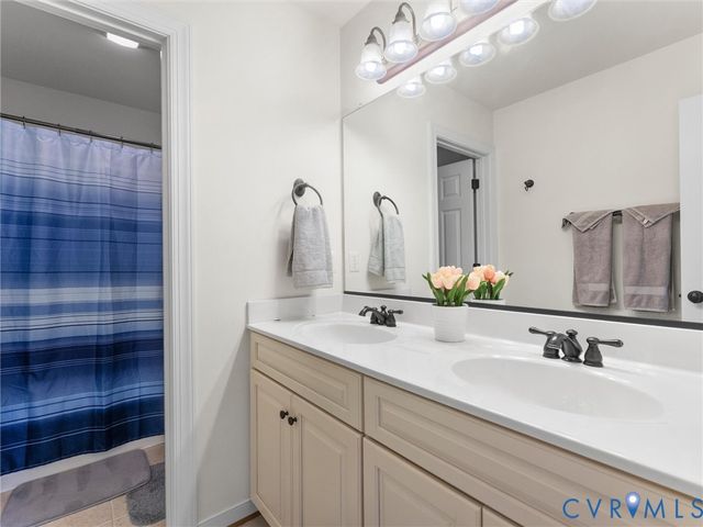 13412 Sir Britton Ct, Midlothian, VA 23832