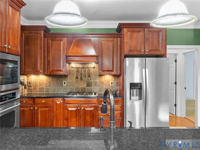 13412 Sir Britton Ct, Midlothian, VA 23832